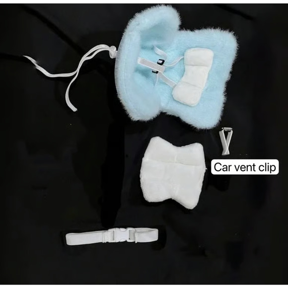 NEW Labubu 17cm keychain cute doll seats - dark grey - Picture 2 of 3